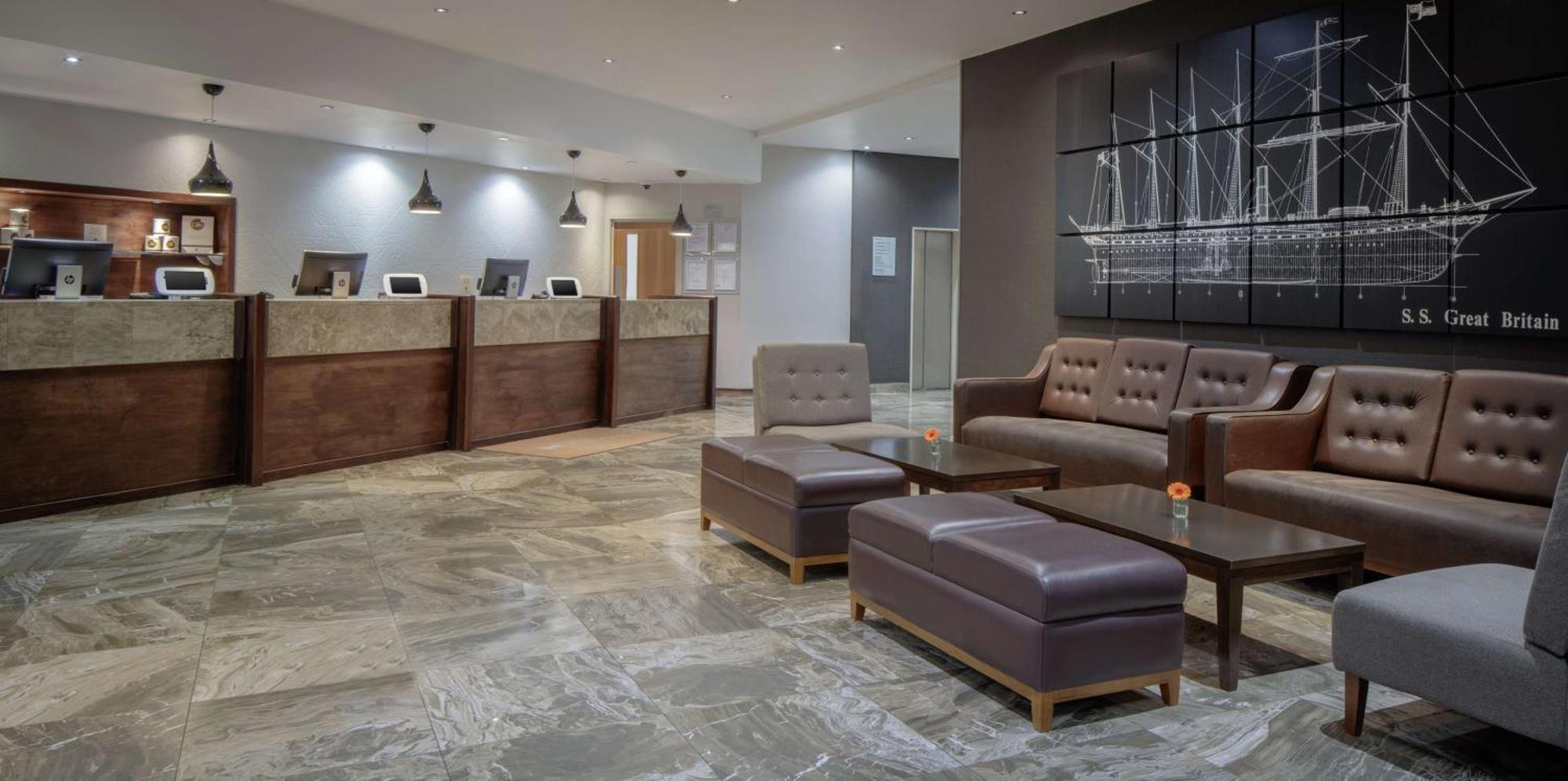 Doubletree By Hilton Bristol City Centre Exterior photo